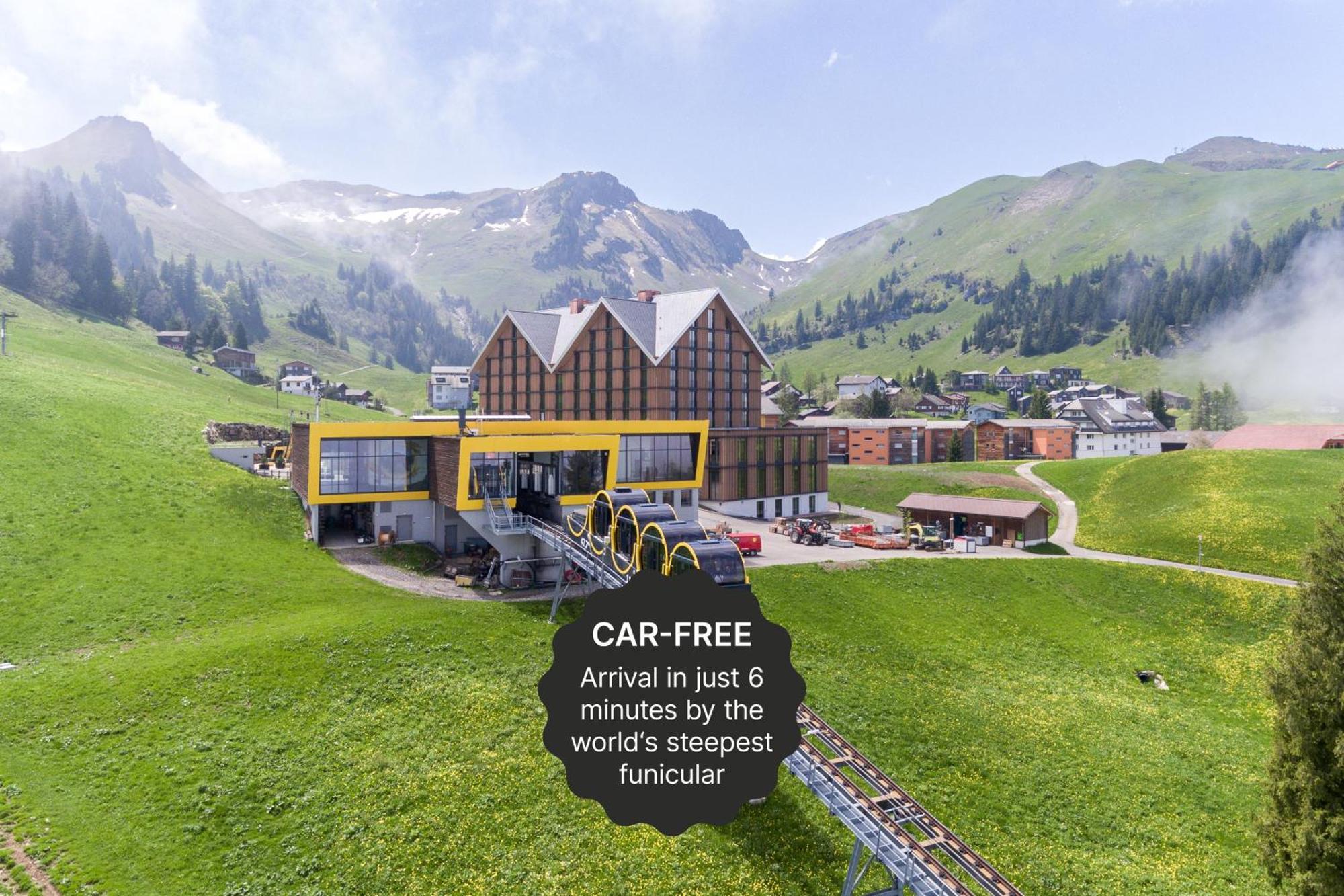 Stoos Lodge Buitenkant foto